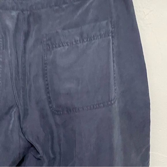 Theory 100% Silk Navy Tapered Pant Minimalist Contemporary Casual - Picture 4 of 10